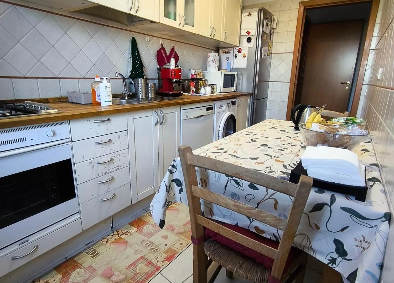 Homestay Appio Tuscolano Apartment Rome